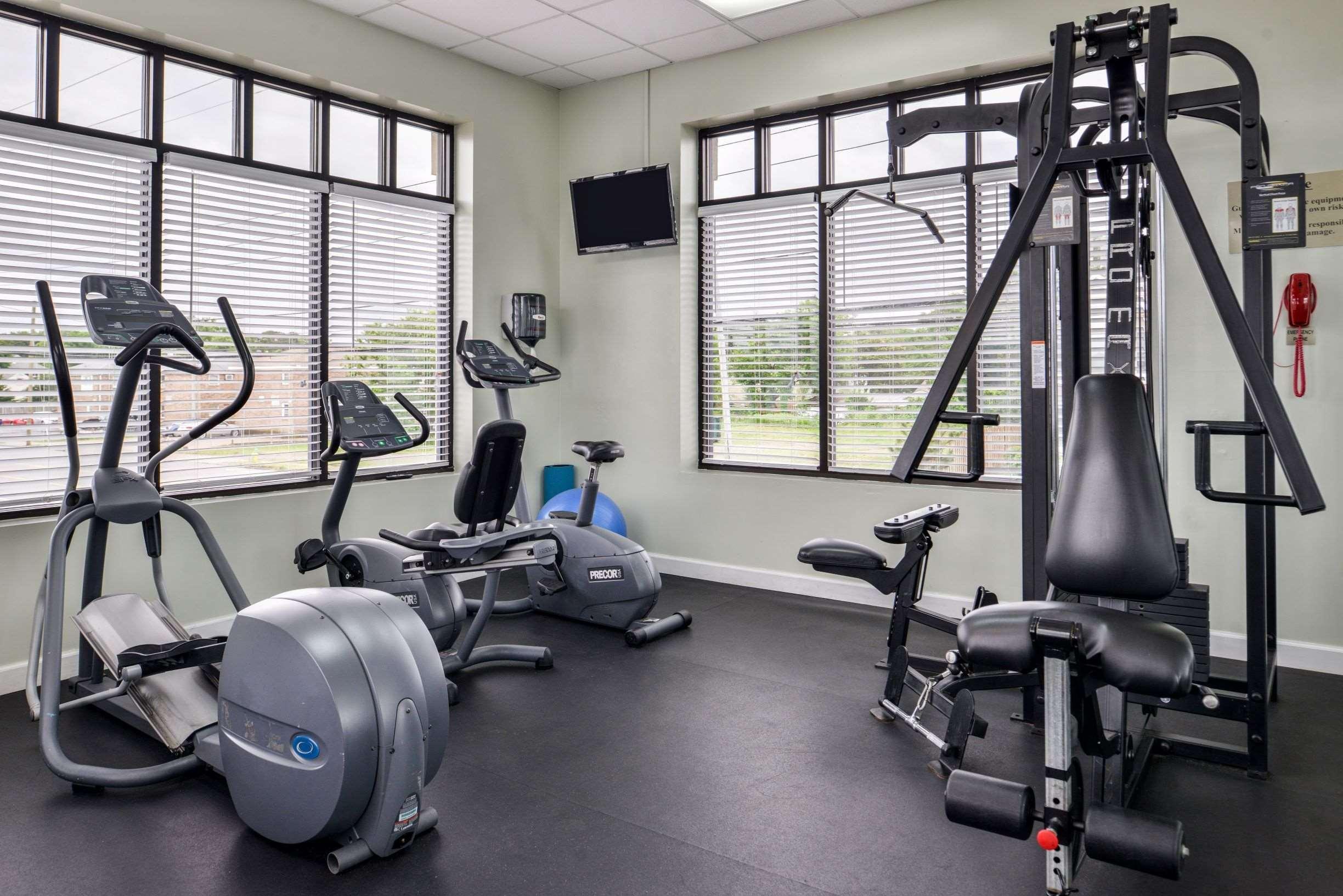 Best Western Plus Holiday Sands Inn & Suites Norfolk Eksteriør billede