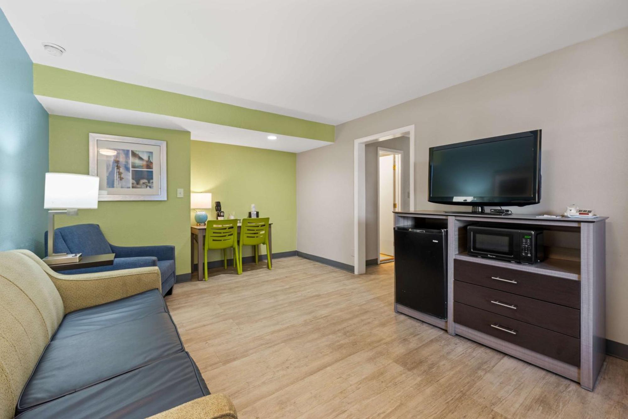 Best Western Plus Holiday Sands Inn & Suites Norfolk Eksteriør billede