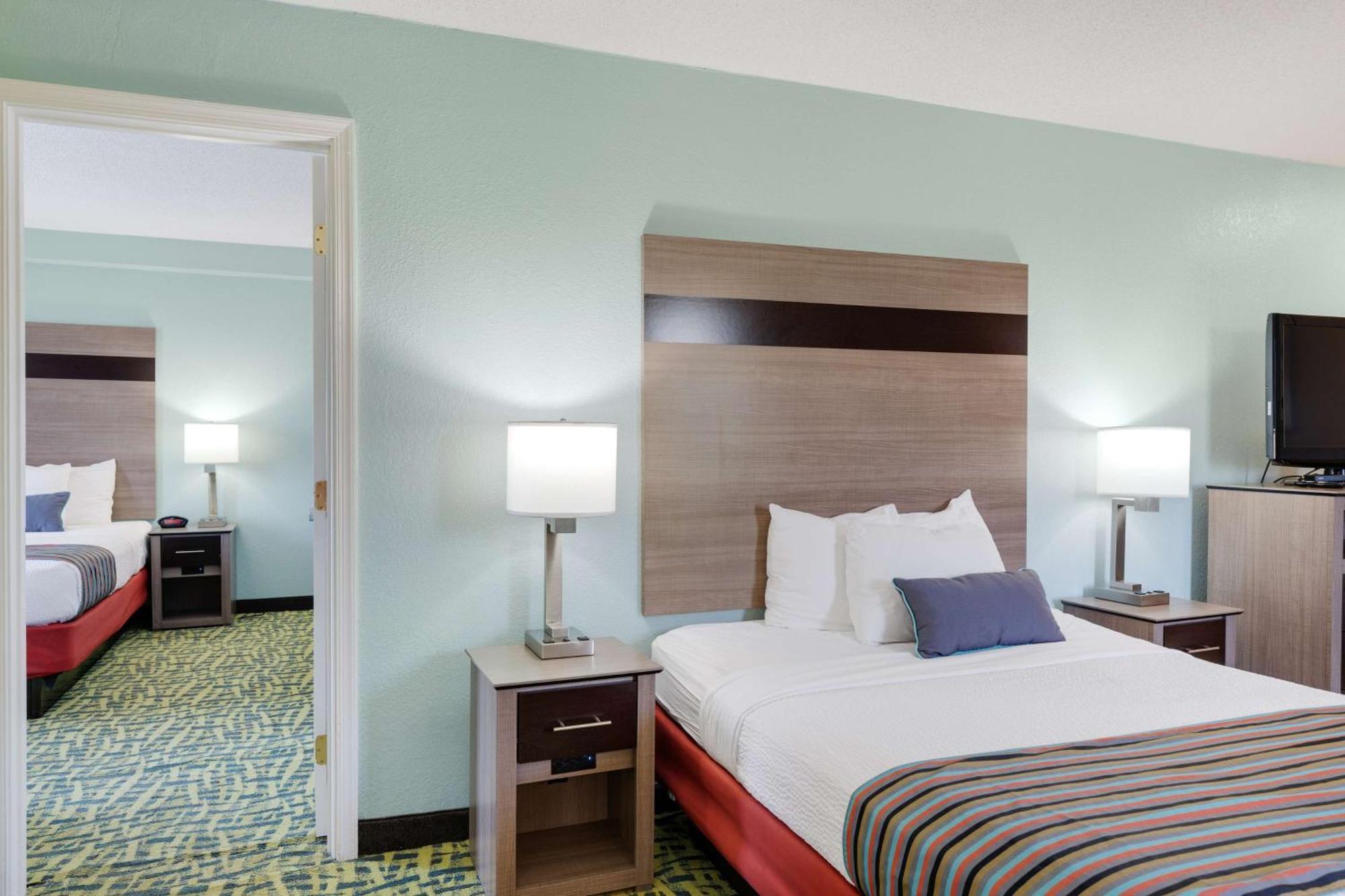 Best Western Plus Holiday Sands Inn & Suites Norfolk Eksteriør billede