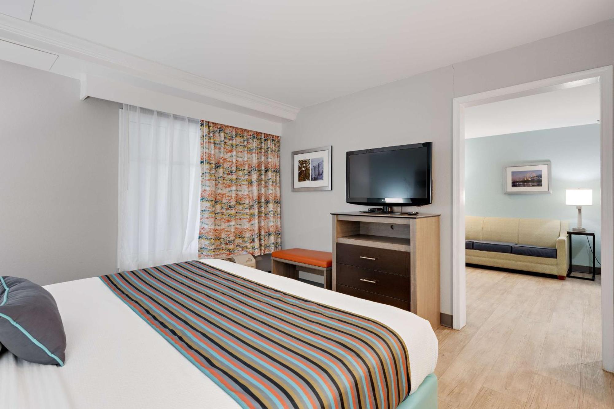 Best Western Plus Holiday Sands Inn & Suites Norfolk Eksteriør billede